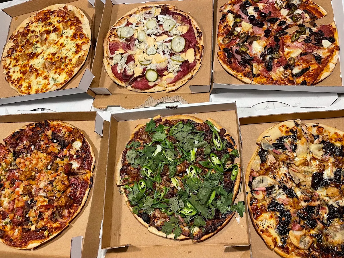 Regular Pizza, Smokin Joes Espresso Bar - Everton Park