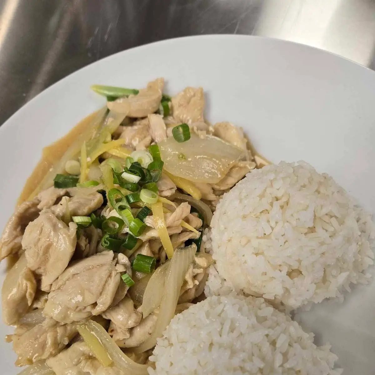 Stir-Fried Chicken with Ginger