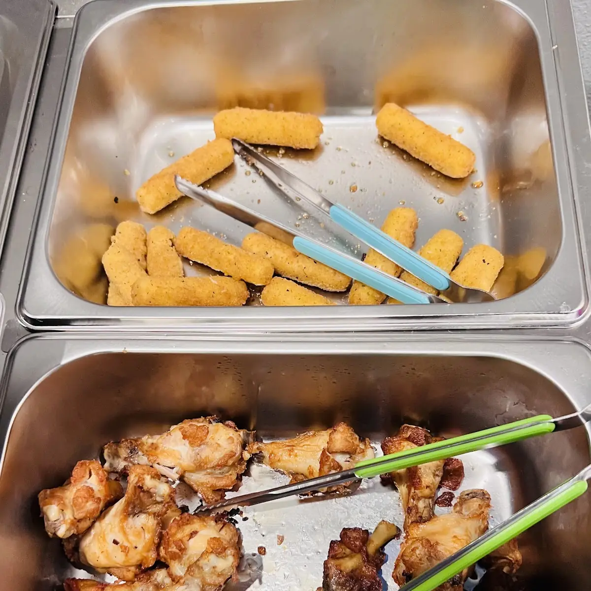 Mozzarella Sticks & Chicken Wings