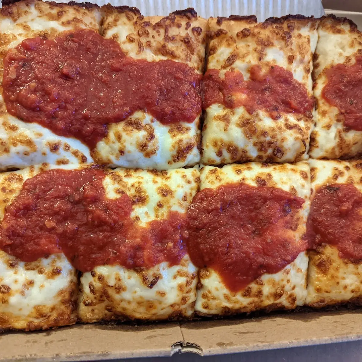 Detroit a Style with Tomato Sauce