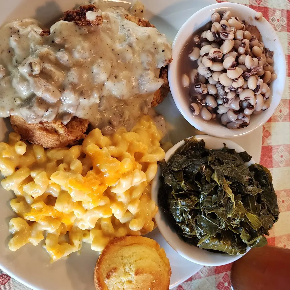 Fried Chicken Livers Macaroni and Cheese Collard Greens and Broccoli Casserole