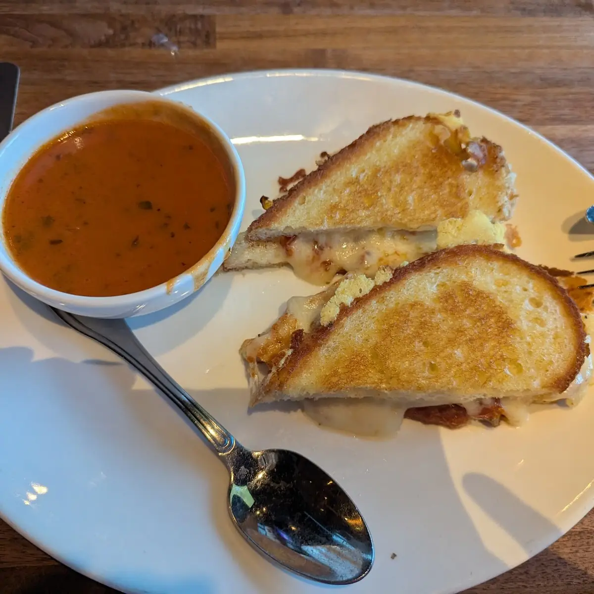 Grilled Cheese & Tomato Bisque