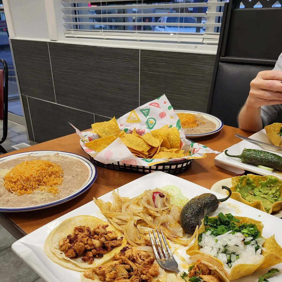 Grilled Chicken Street Tacos