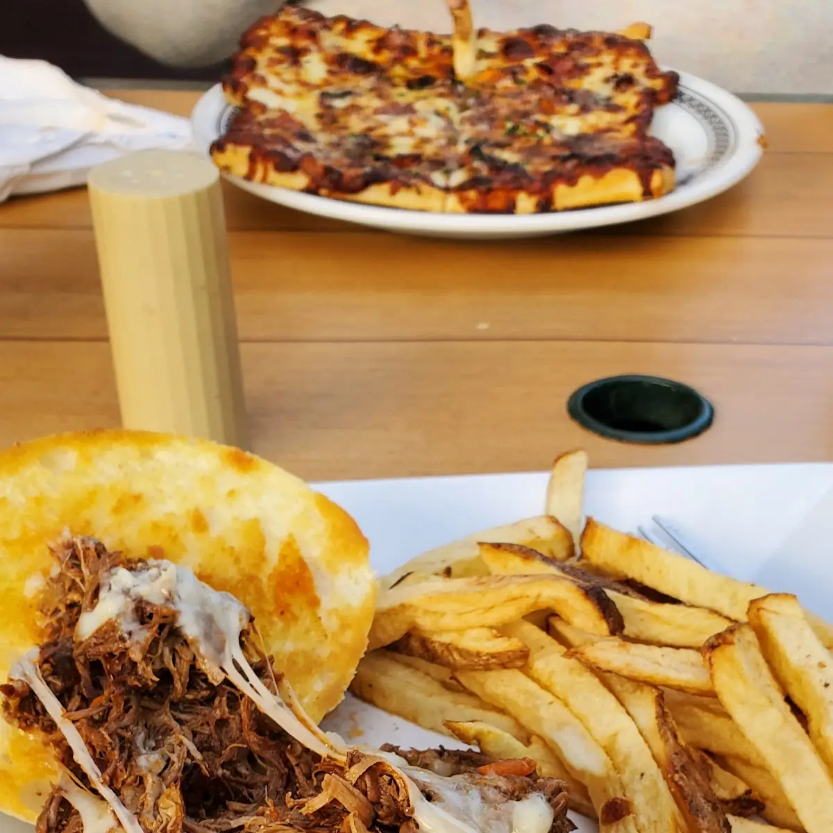 Talian Roast Beef Sandwichi