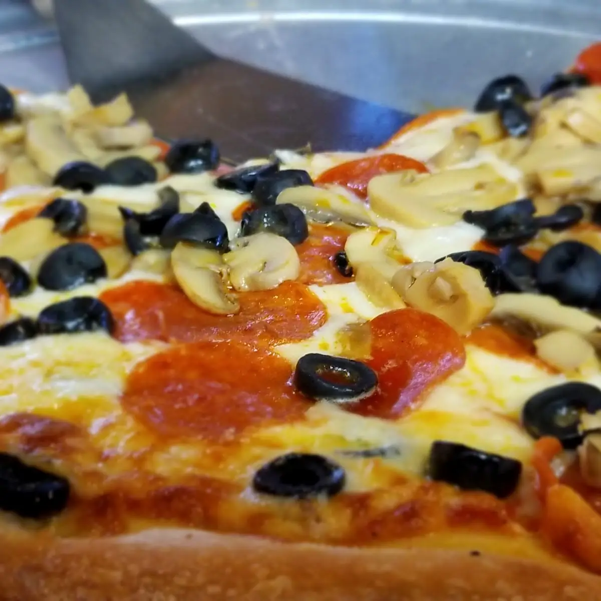 Pepperoni Mushroom Black Olive