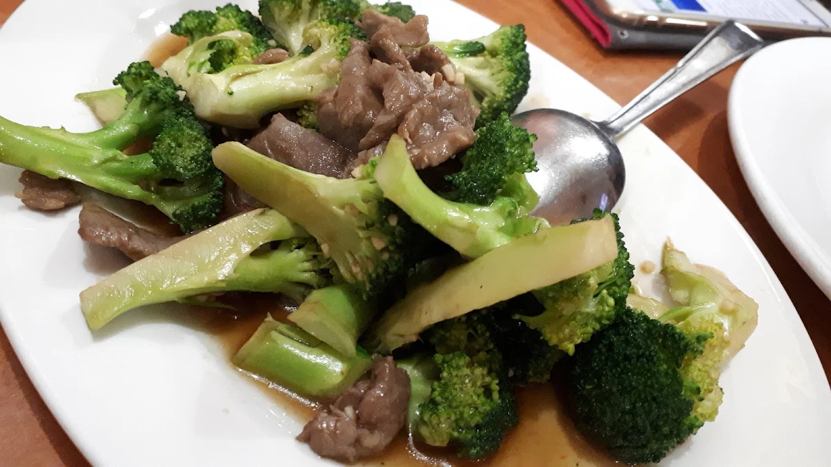 Beef with Broccoli, Caribbean Wave
