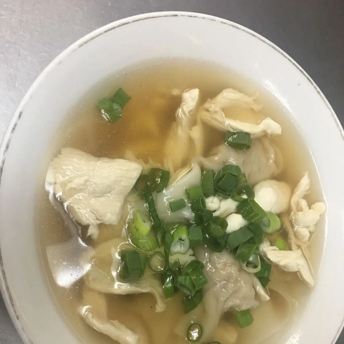 Wonton Soup with Chicken Breast