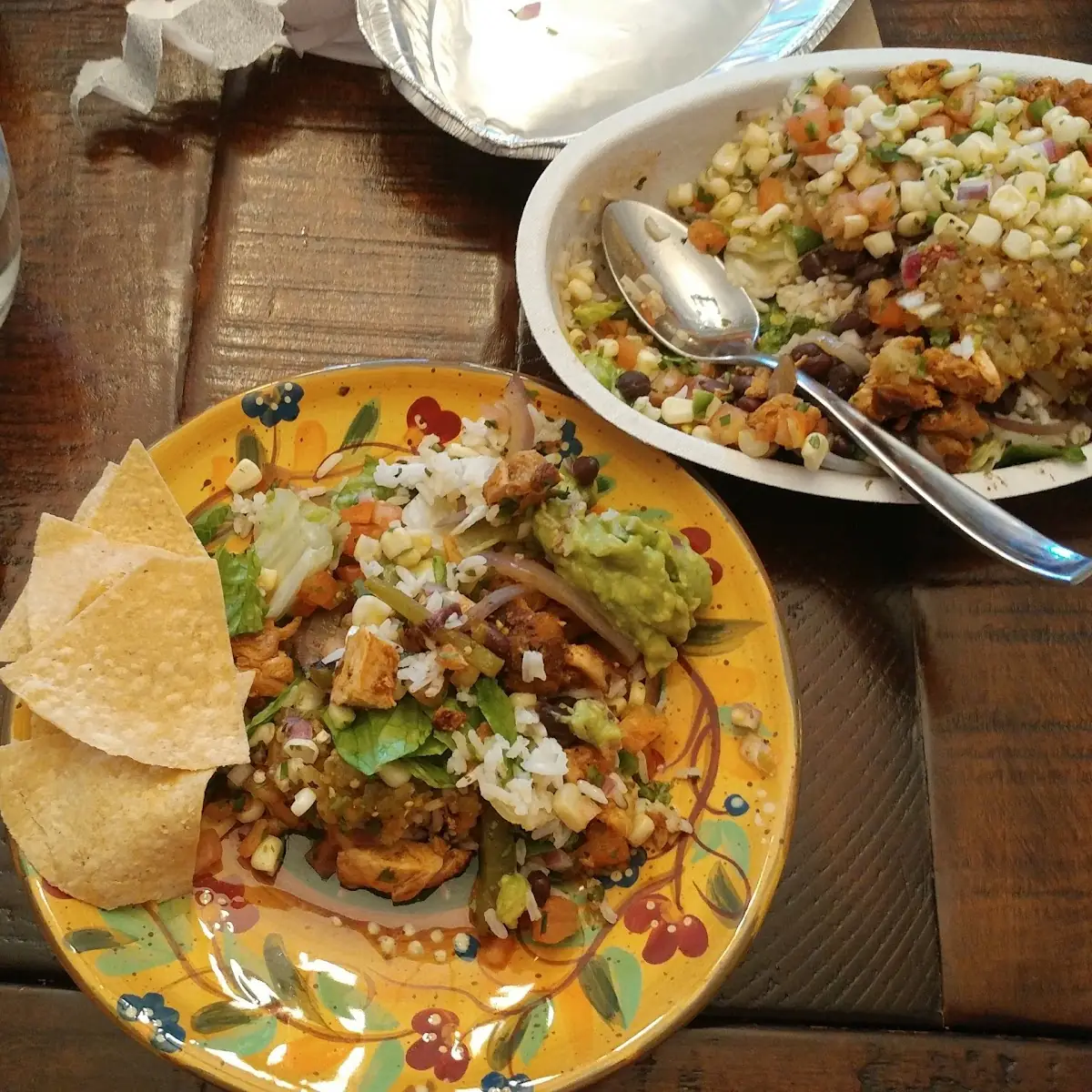 Guac Chips & Salsa