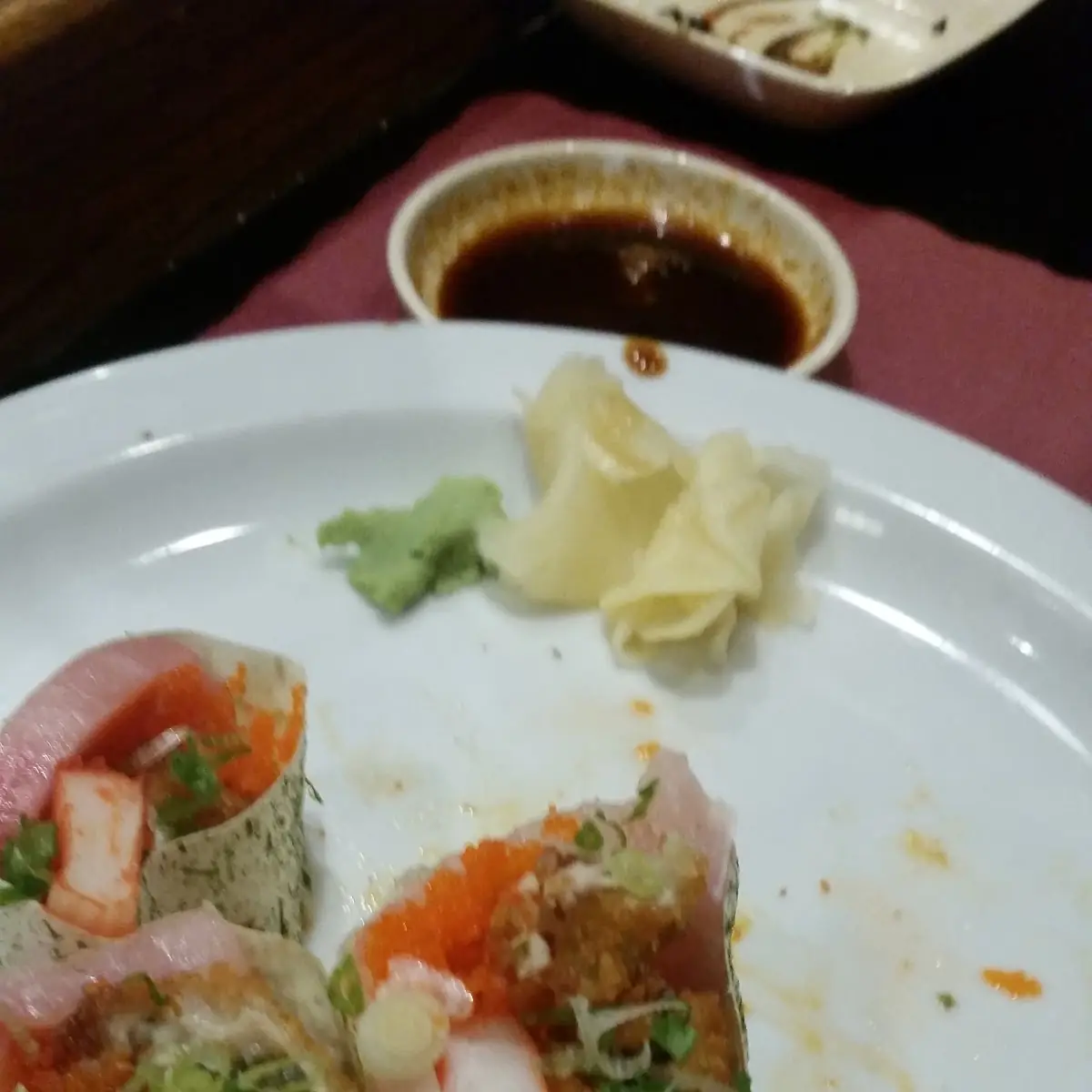 Oyster Kani Tabiko Avocado Scallion Soy Paper Wrap