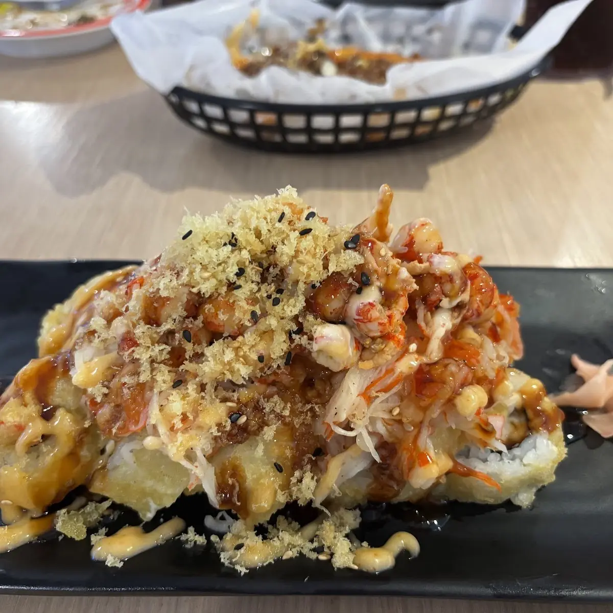 Fresh Cali Salmon Roll Online