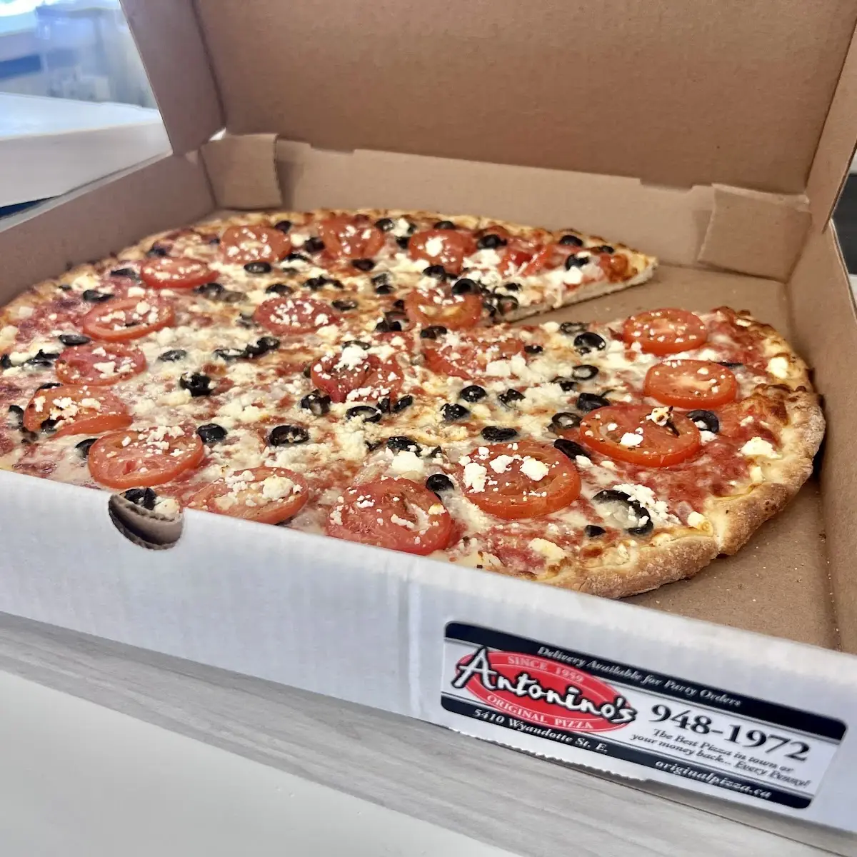 Highlights, Antonino’s Original Pizza–Riverside