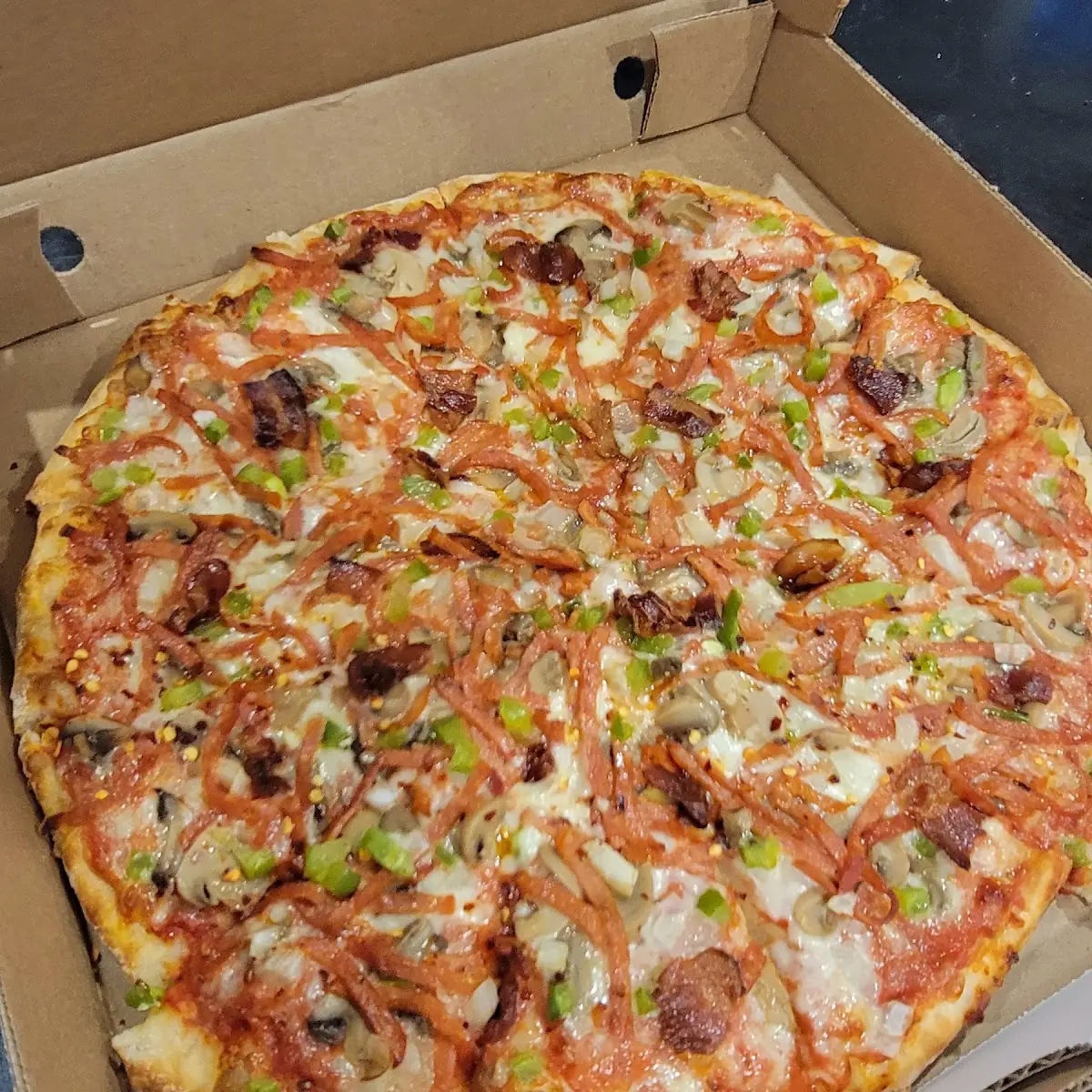 The Deluxe Pizza, Antonino’s Original Pizza–Riverside