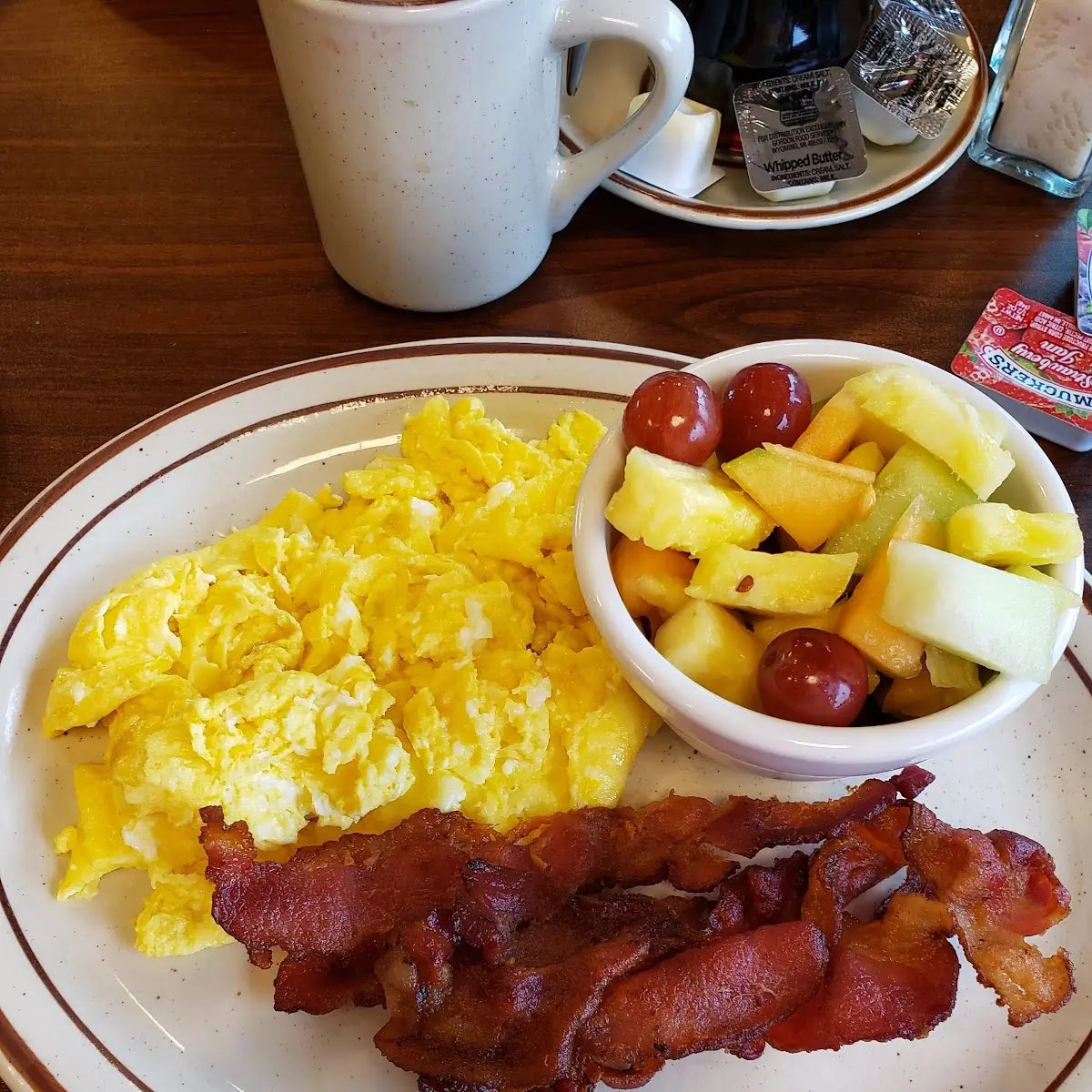 3 Scramble Eggs with Fruit Cup