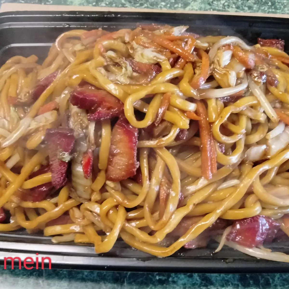 Roast Pork Lo Mein