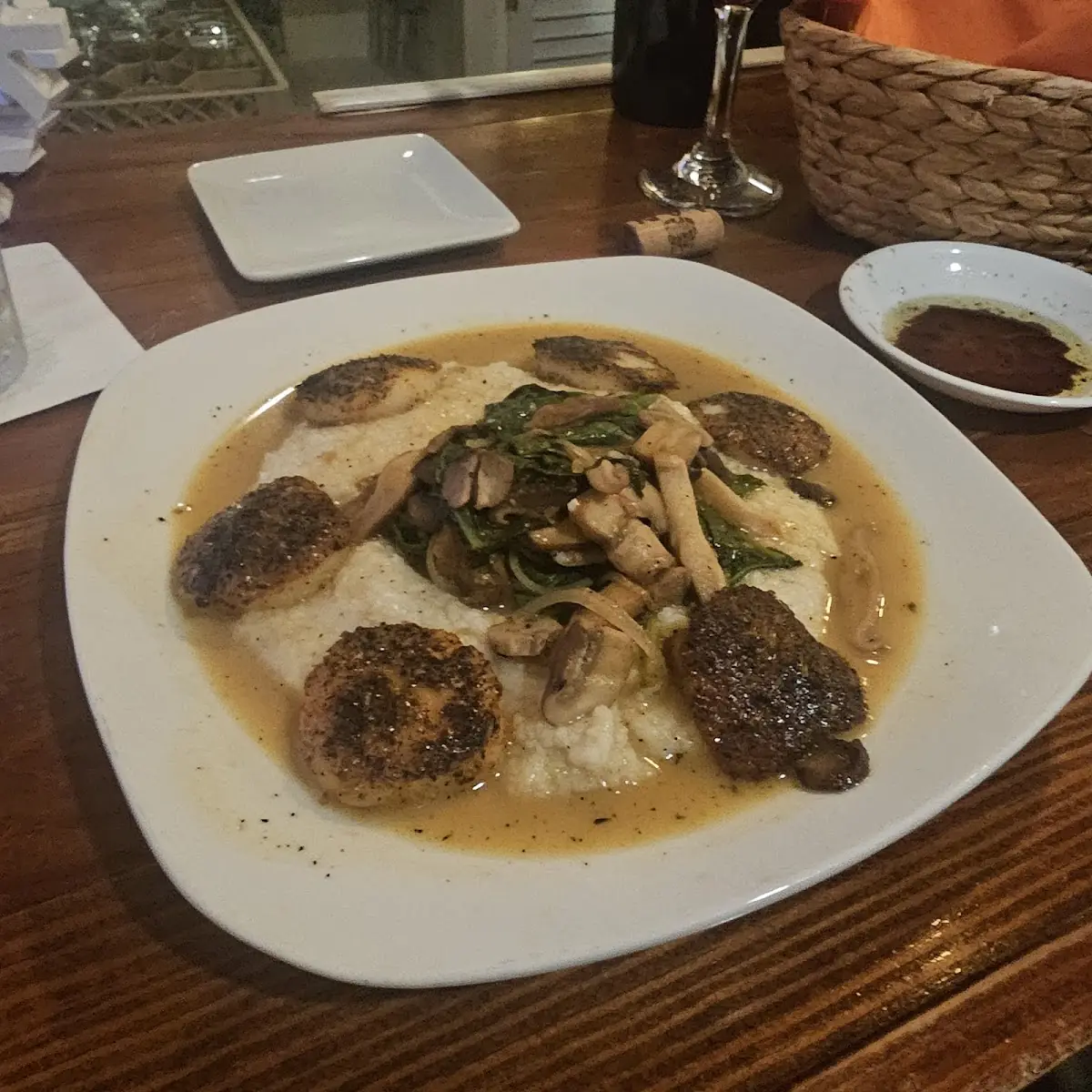 Sea Scallops with Grits