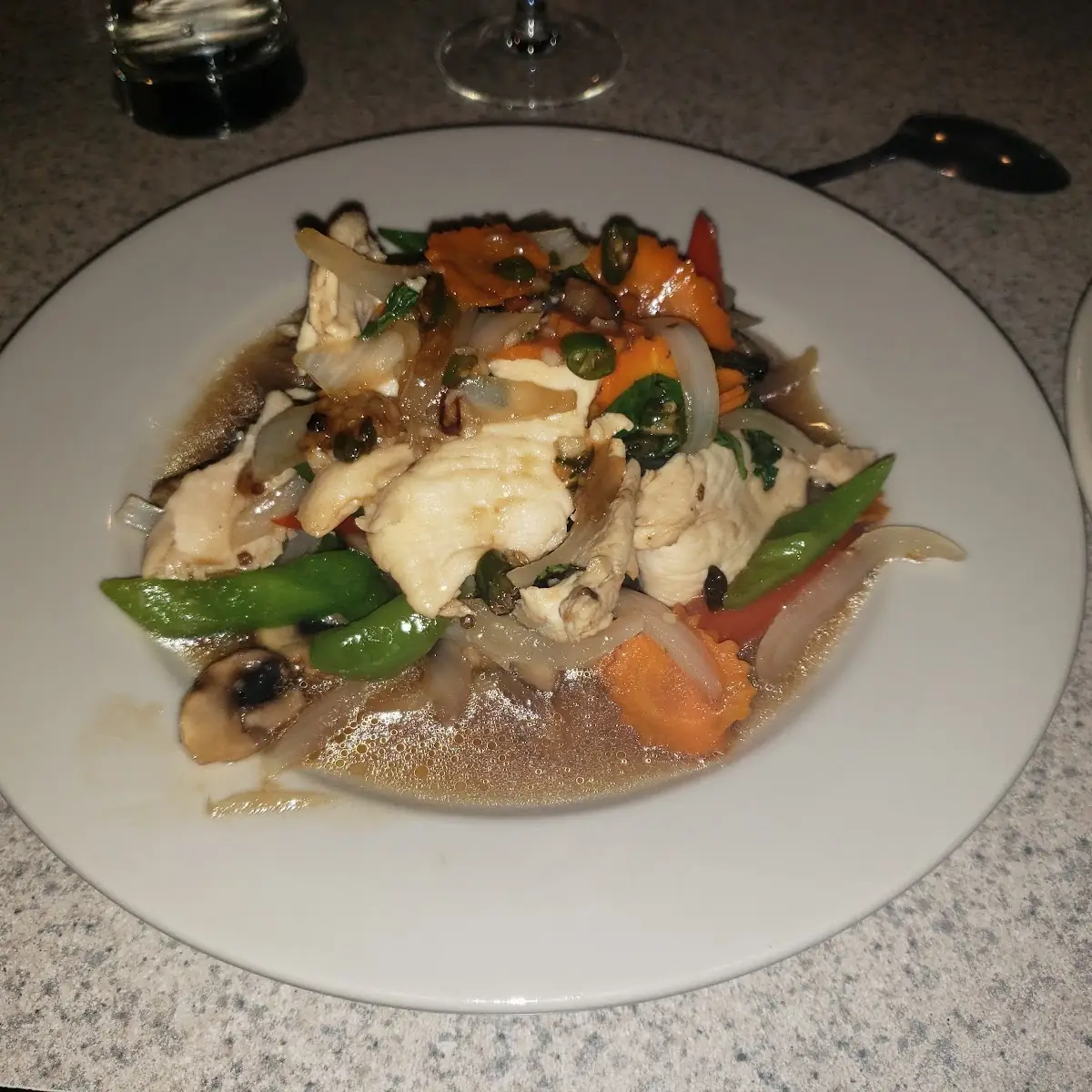 Spicy Chicken Pad Thai