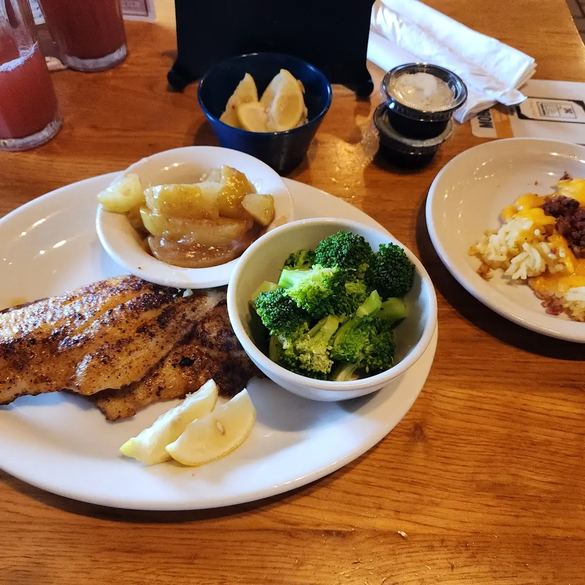 Smokehouse Grilled Chicken & Mashed Potatoes