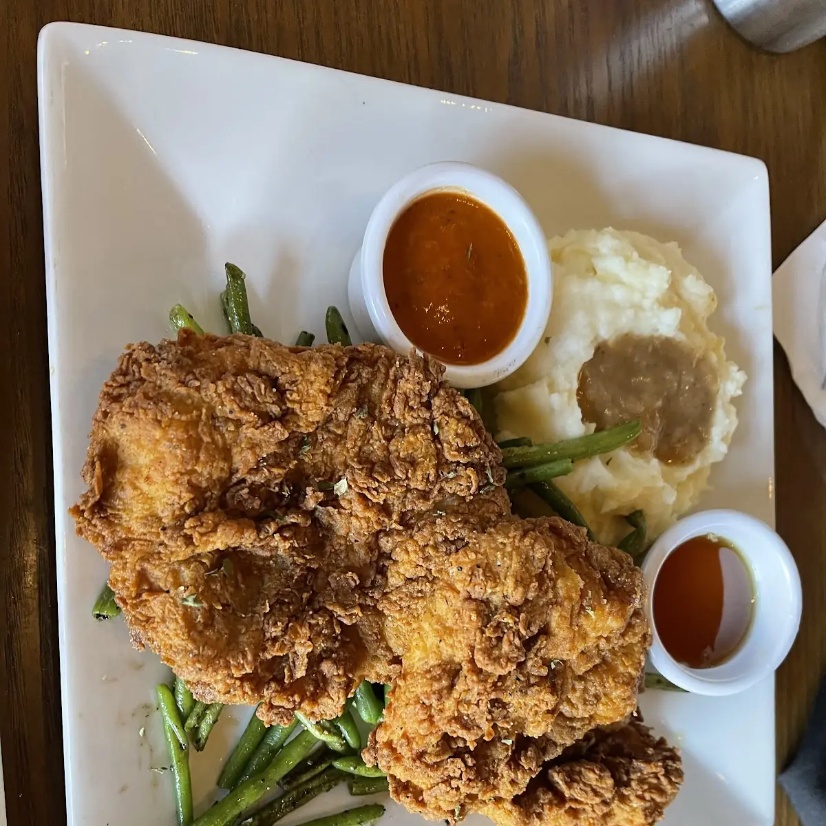 Fried Chicken with Green Beans and Mash
