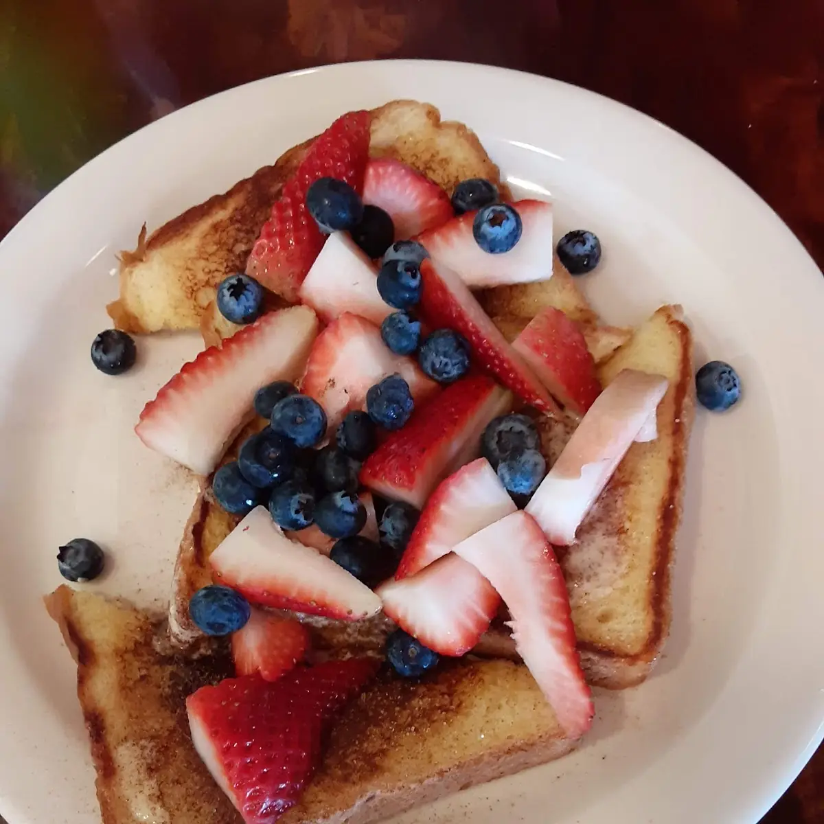 French Toast with Fresh Berries