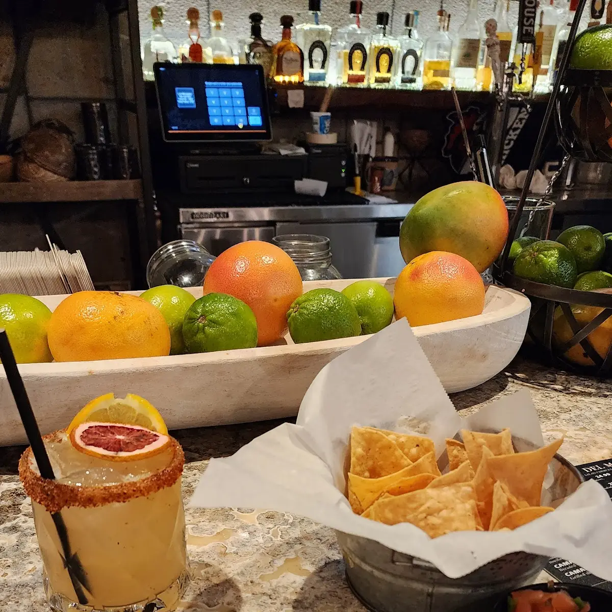 House Margarita and Chips