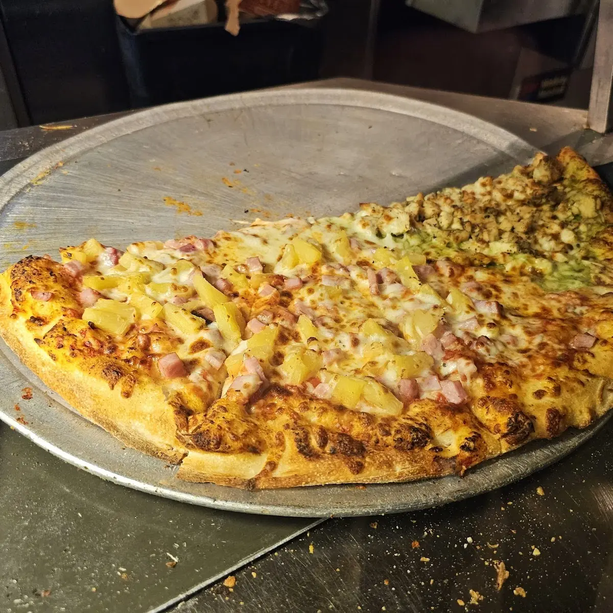 Hawaiian Pizza