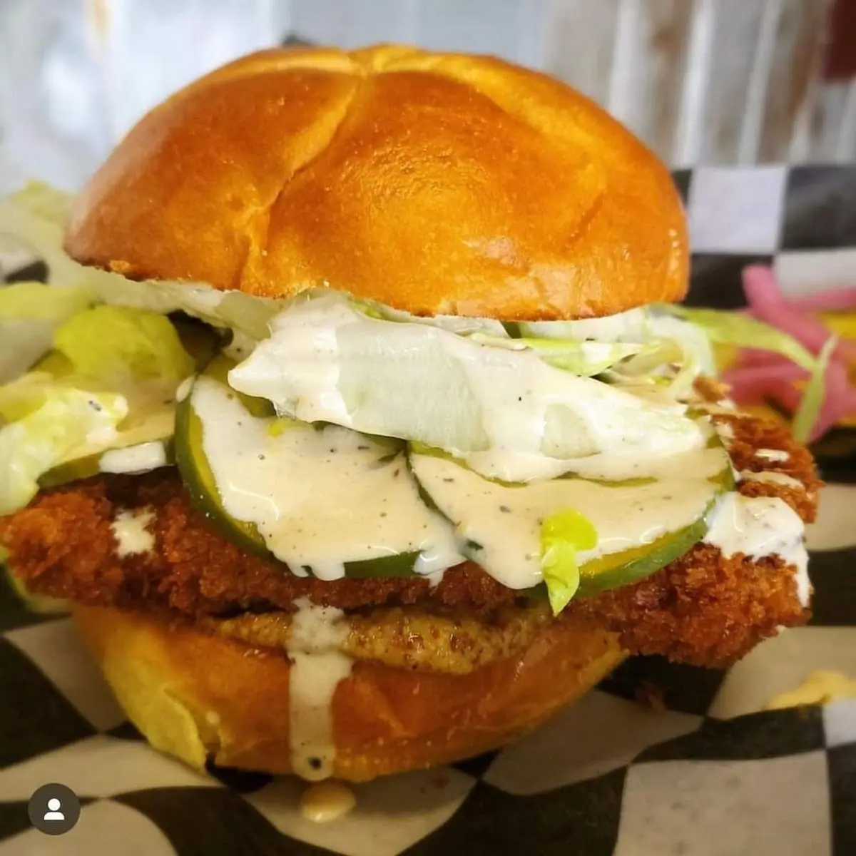 Pulled Chicken Sandwich with Chips