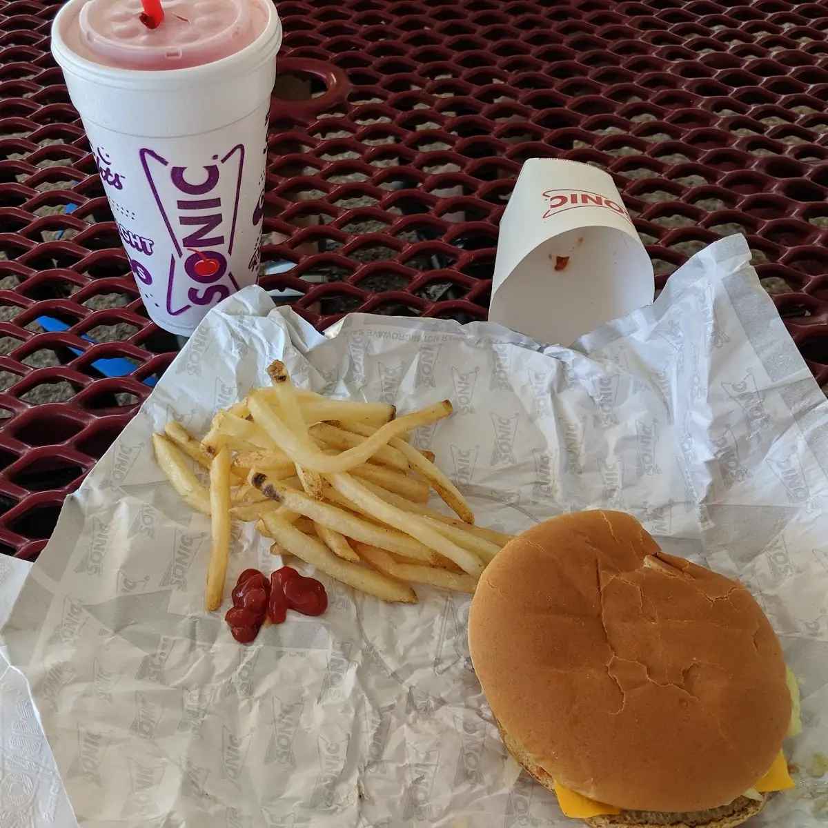 Cheeseburger Combo