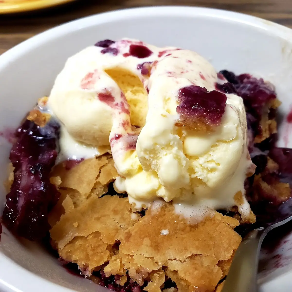 Blackberry Cobbler & Ice Cream