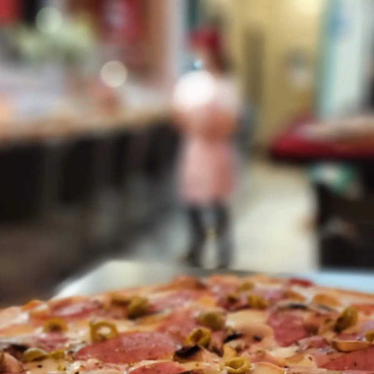 14" Genovese Pizza