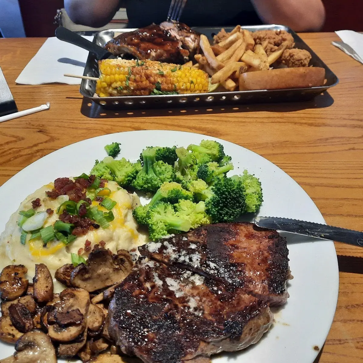 Sirloin Steak with Broccoli