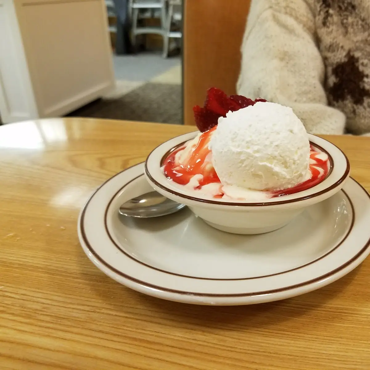 Strawberry Sundae