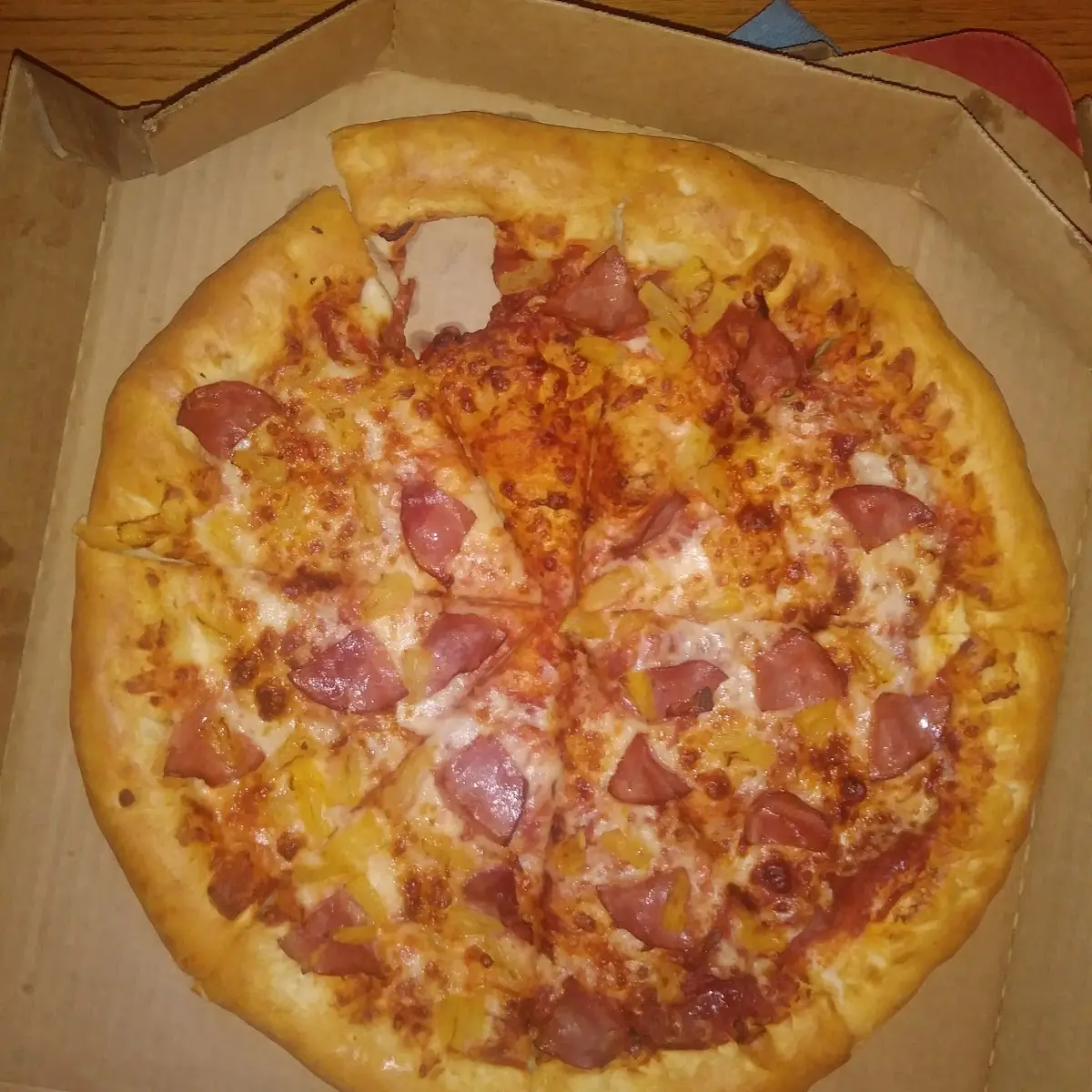 Hawaiian Pizza