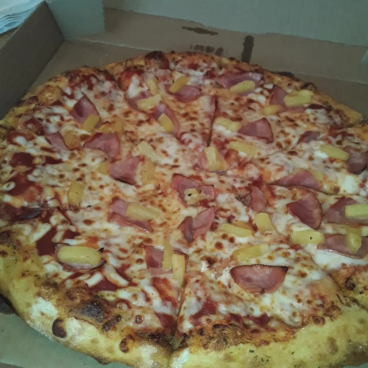 Hawaiian Pizza