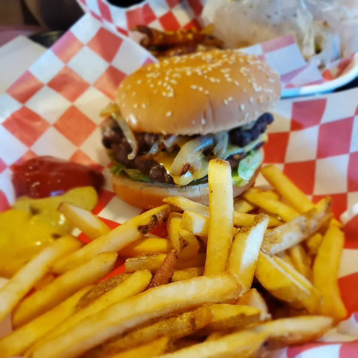 Double Cheeseburger