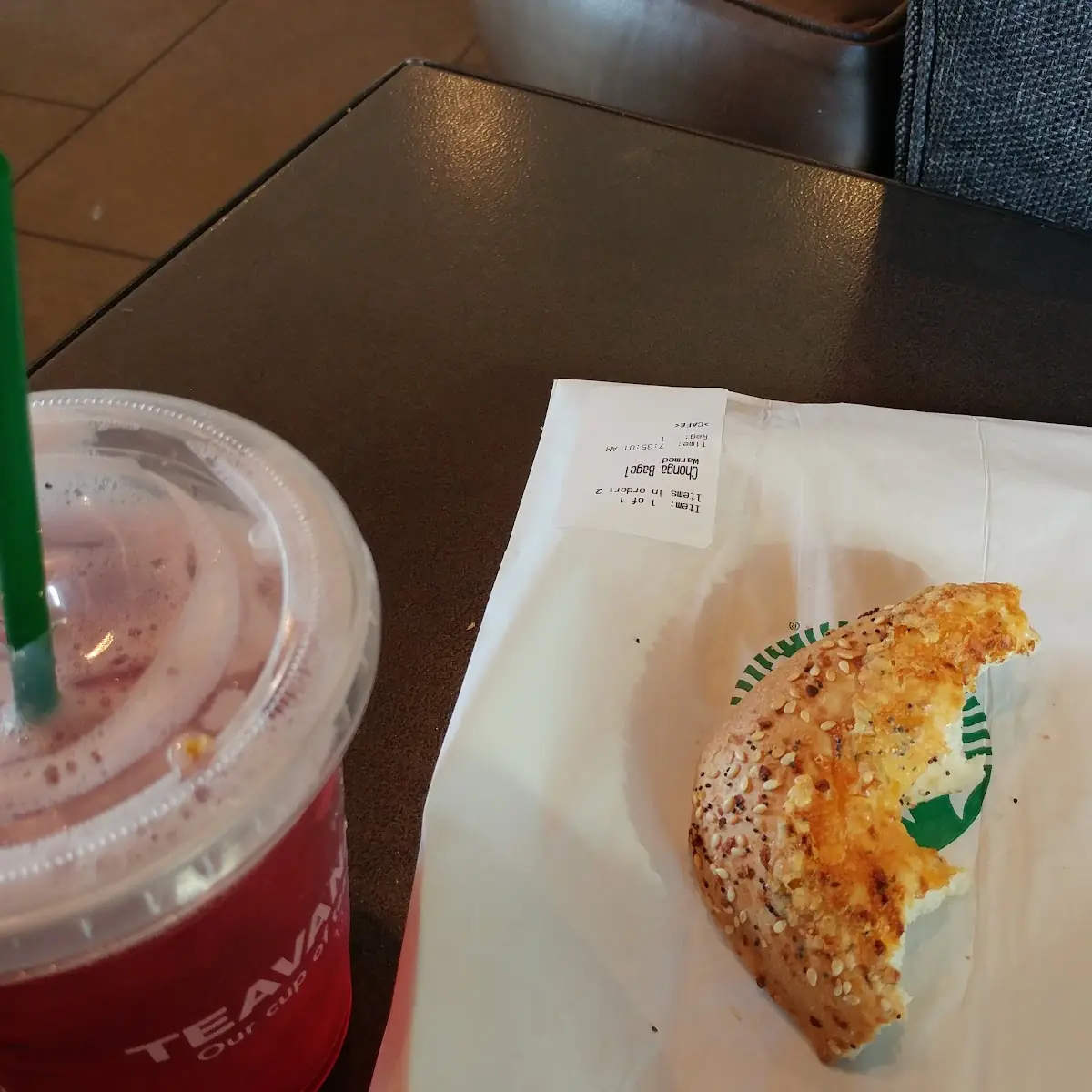 Bagel Passion Fruit Iced Tea