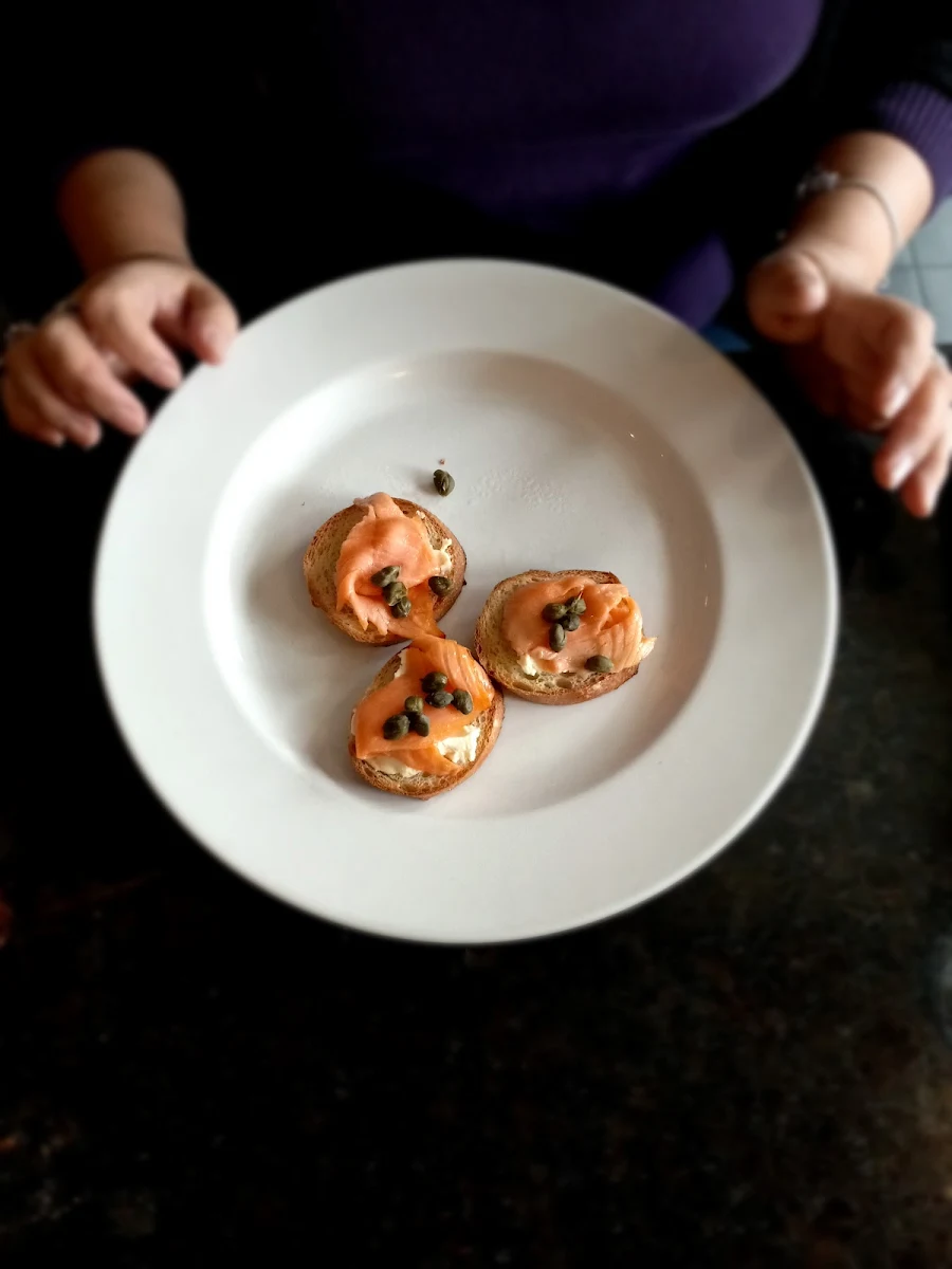 Crostini, Valens Restaurant Inc