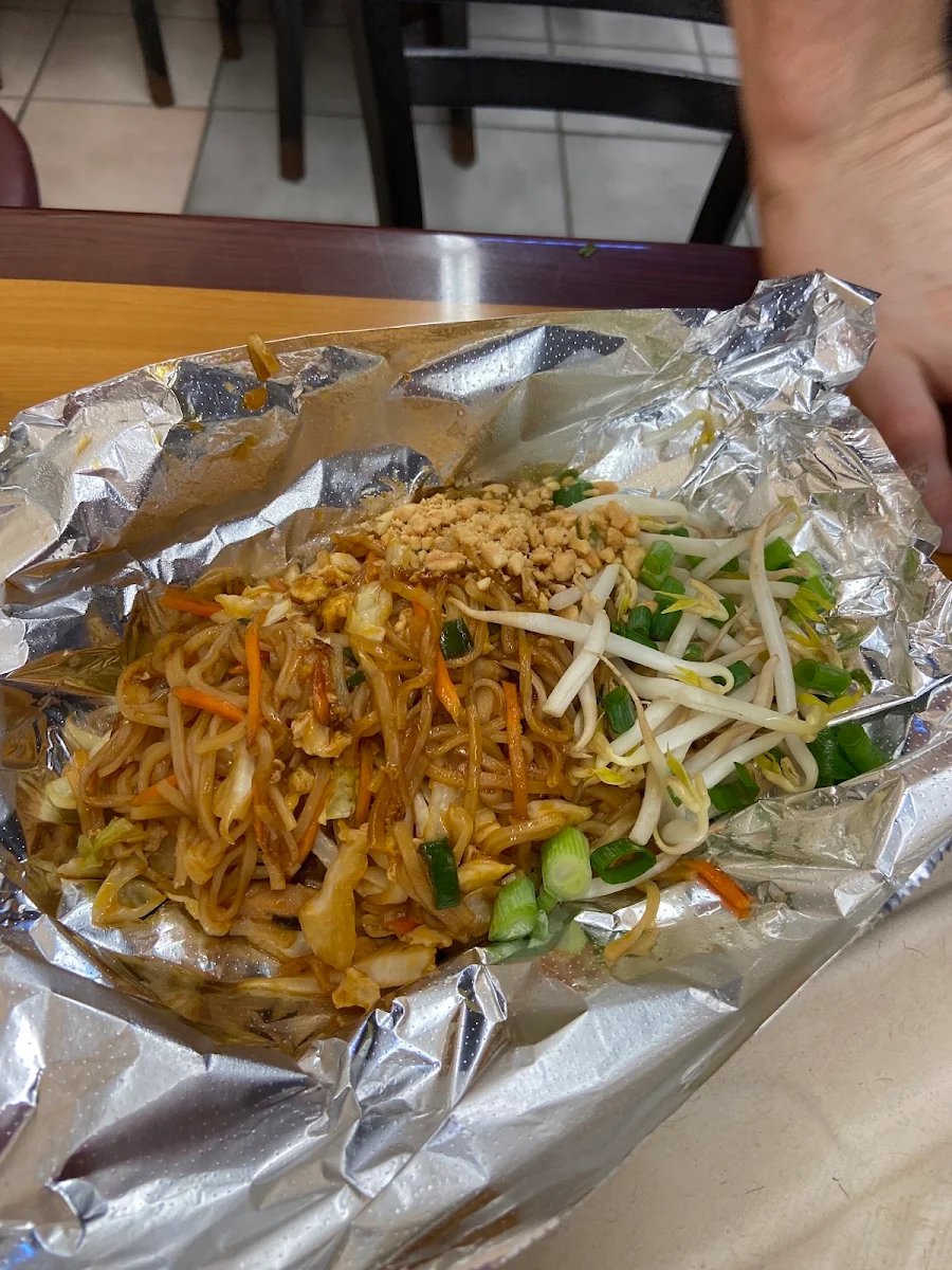 Chicken Pad Thai