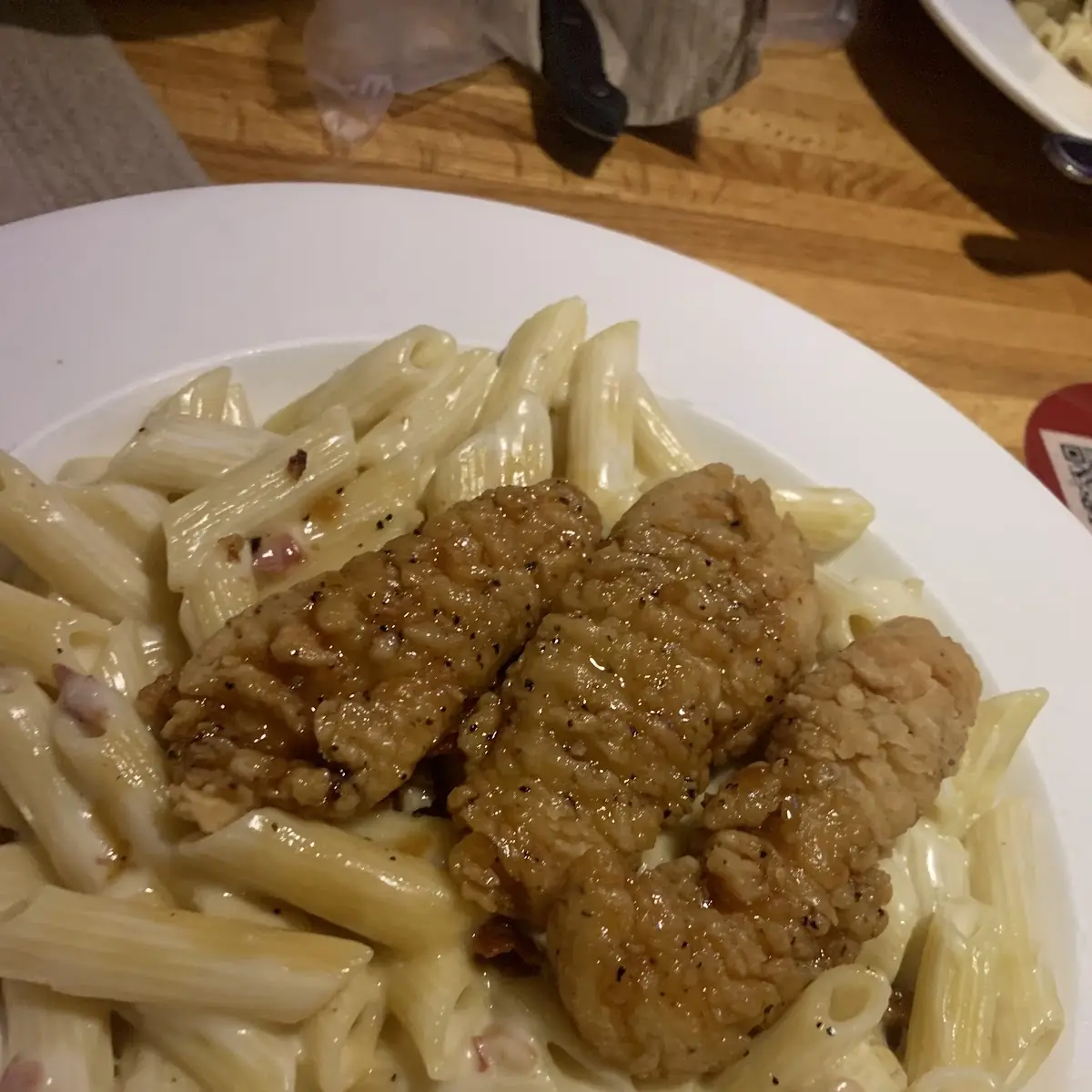 Honey Pepper Chicken Mac N Cheese