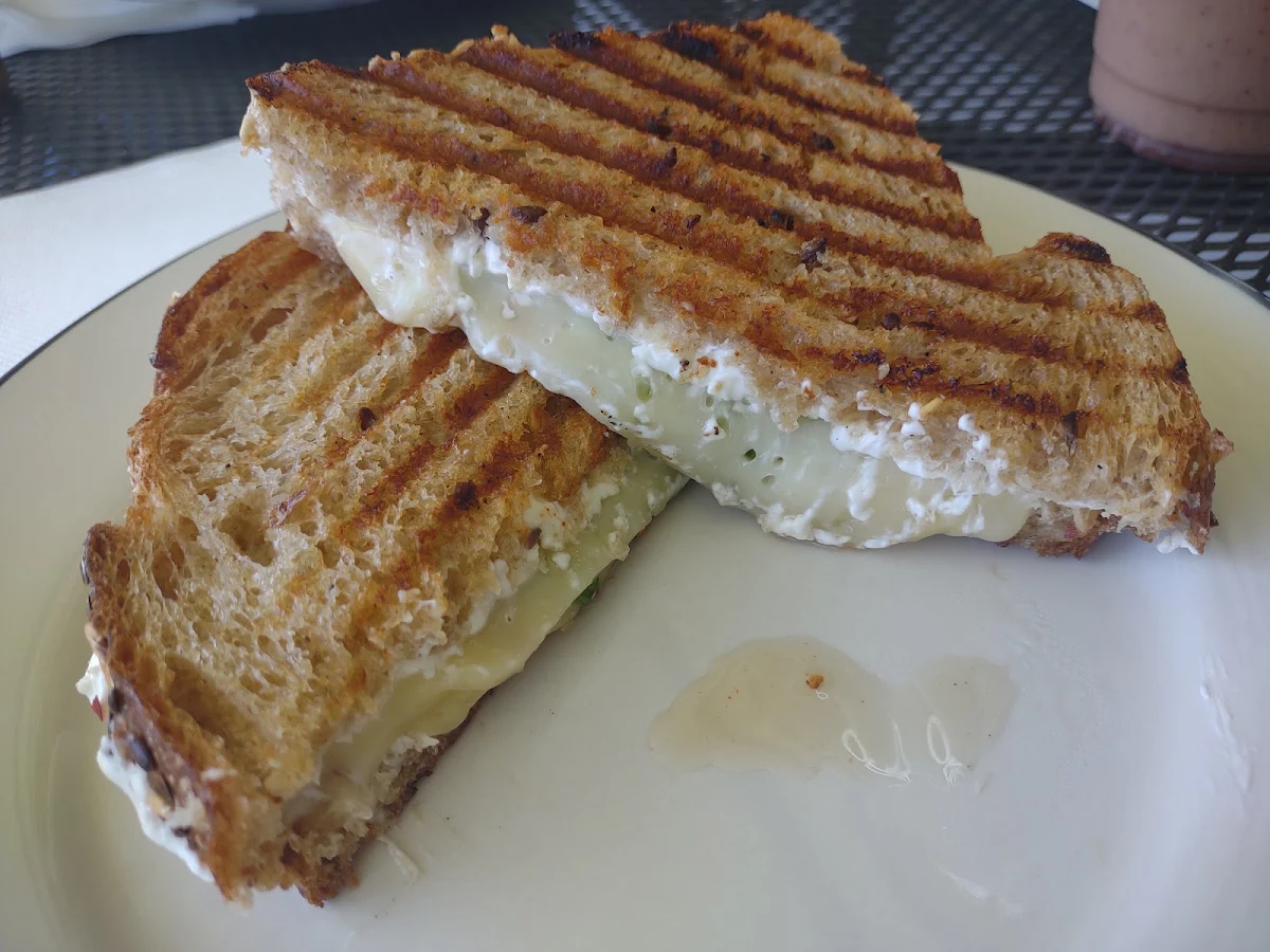 Khama Sandwich