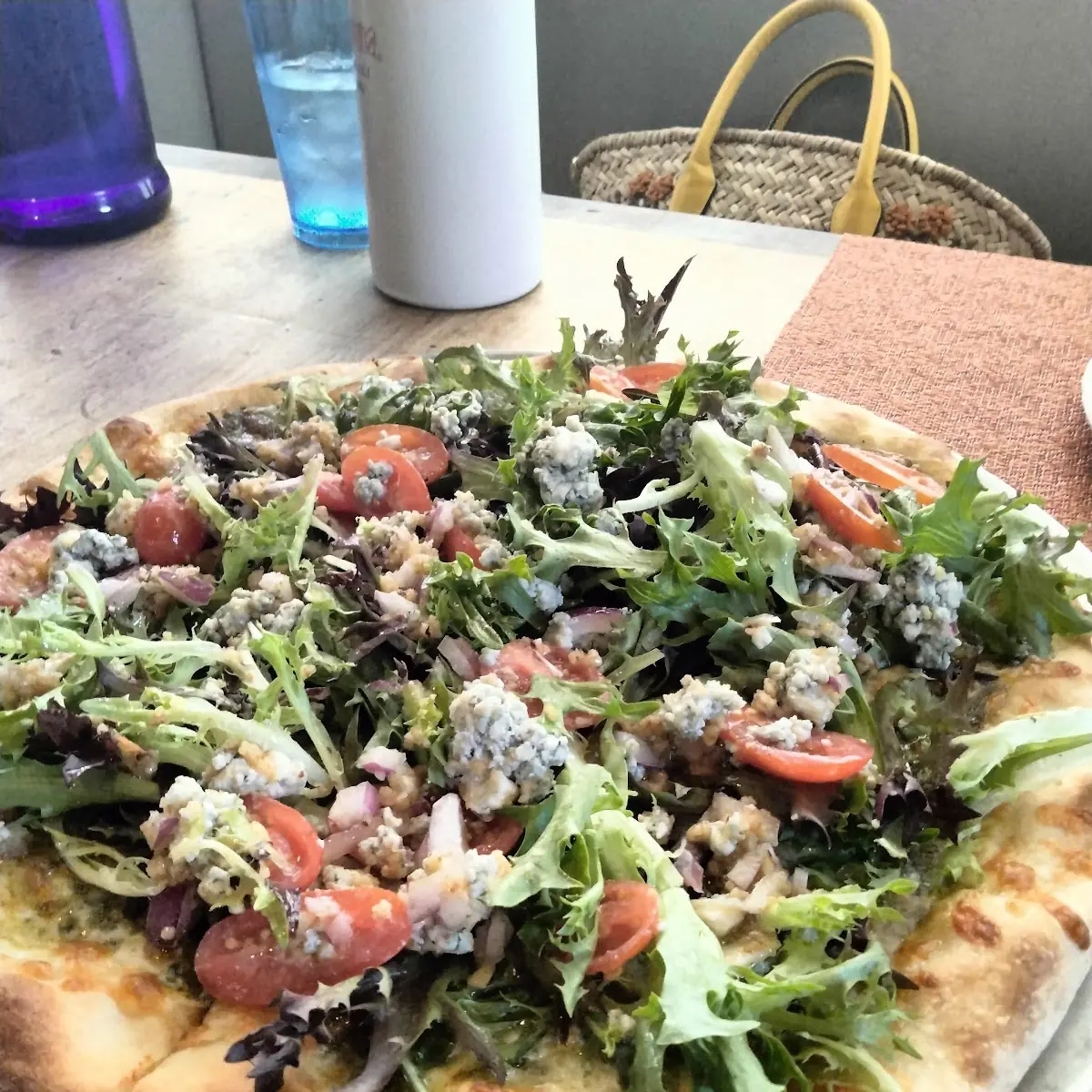 Salad Pizza