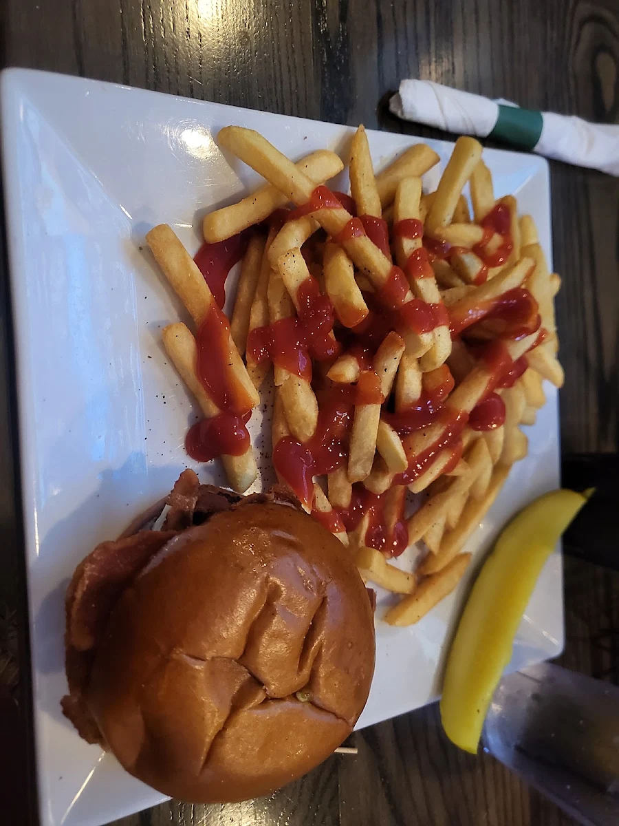 Bacon Cheeseburger with Fries