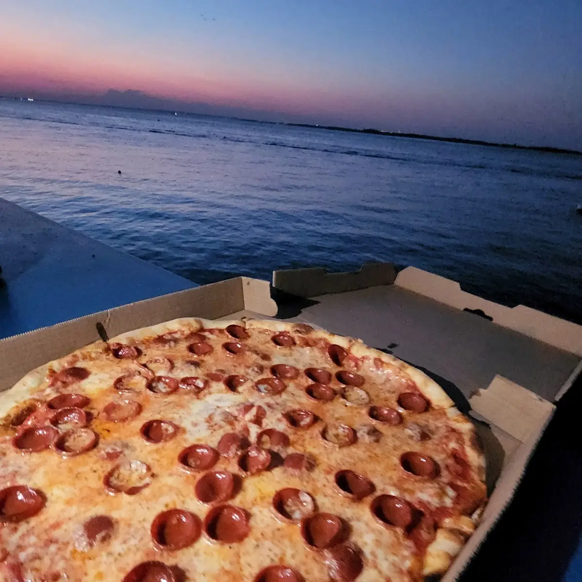 Pizza by the Sea