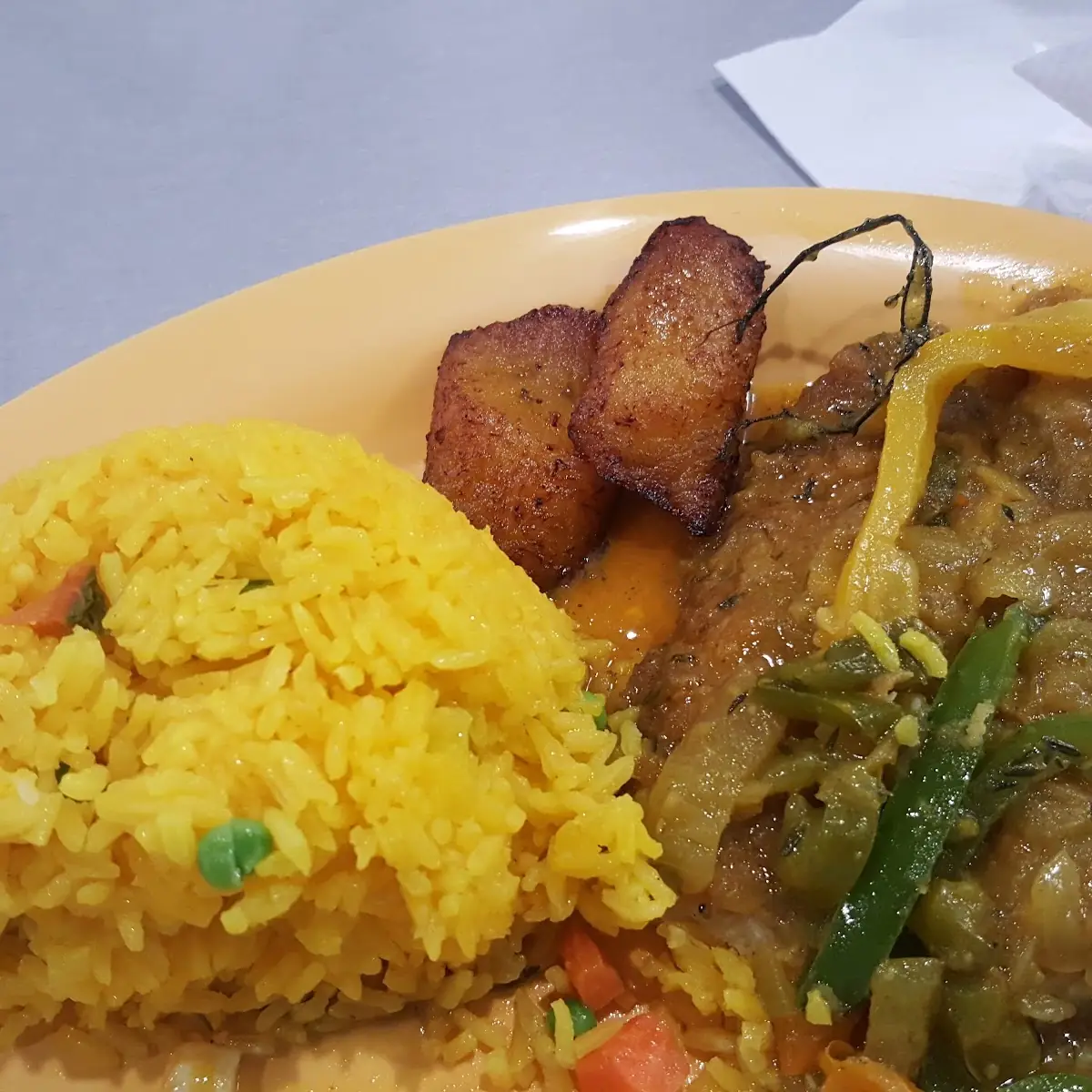 CURRY GOAT
