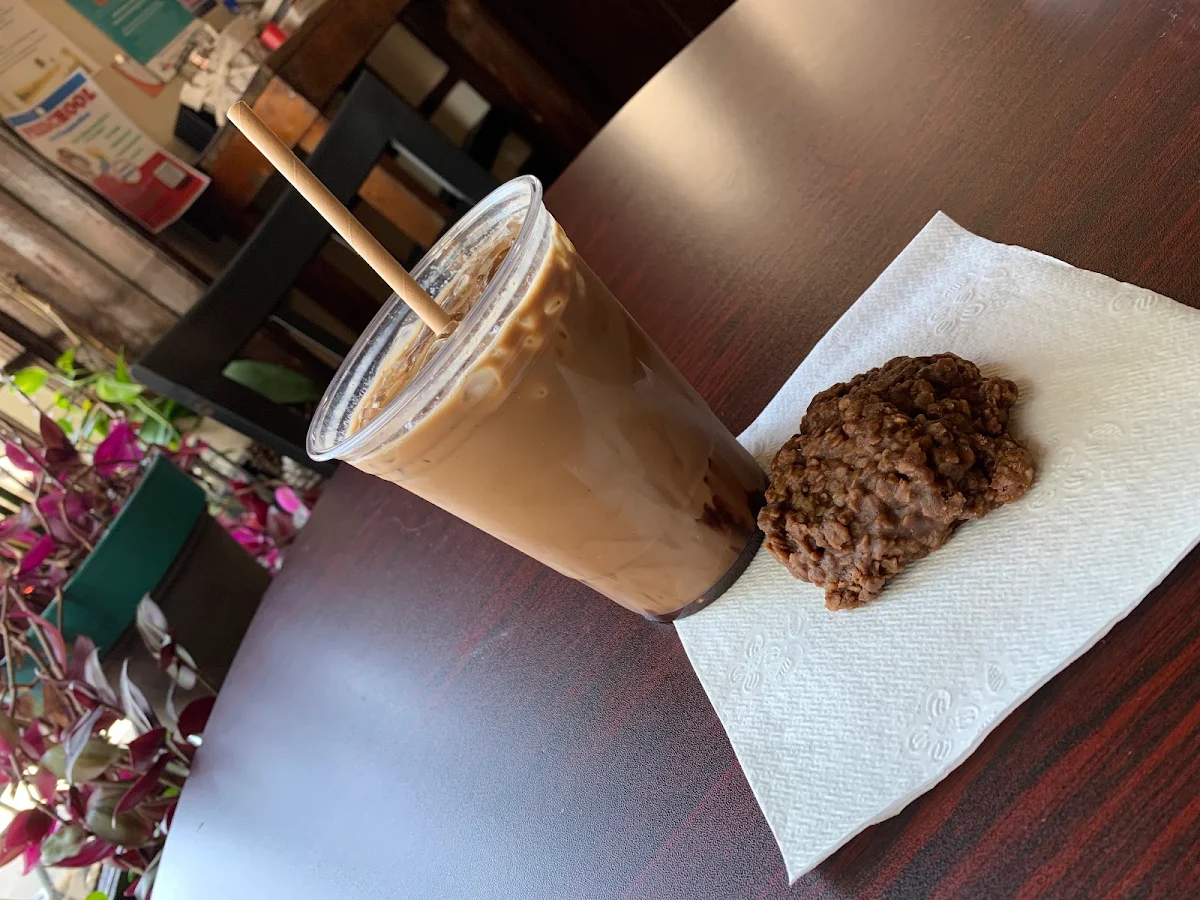 Mocha Latte with Oat Milk