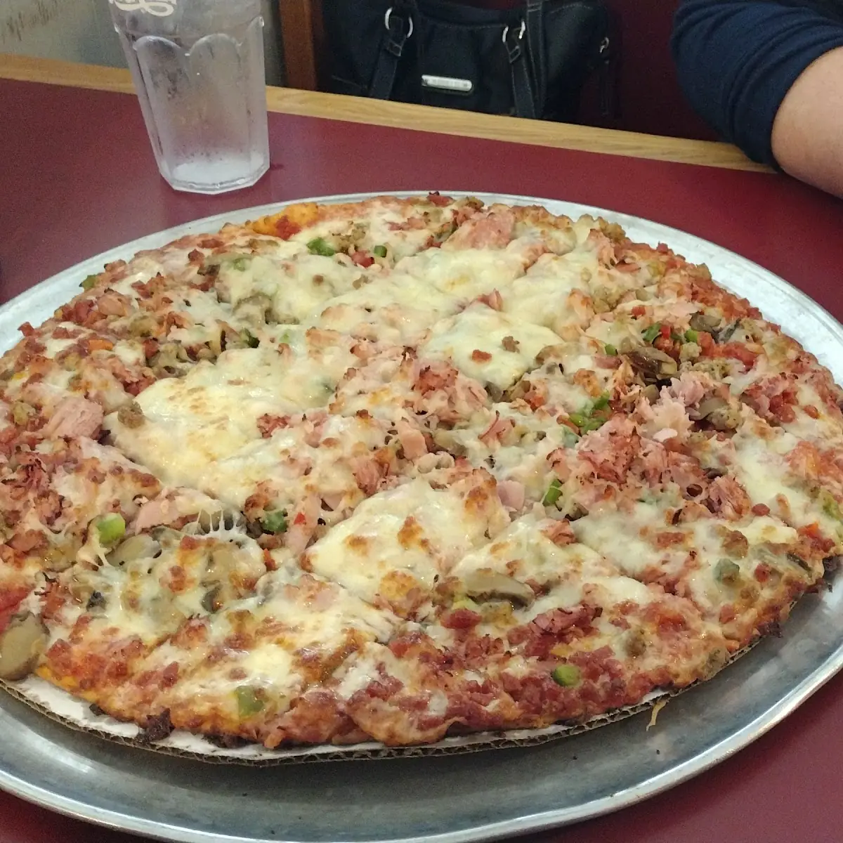 lg Supreme Pizza