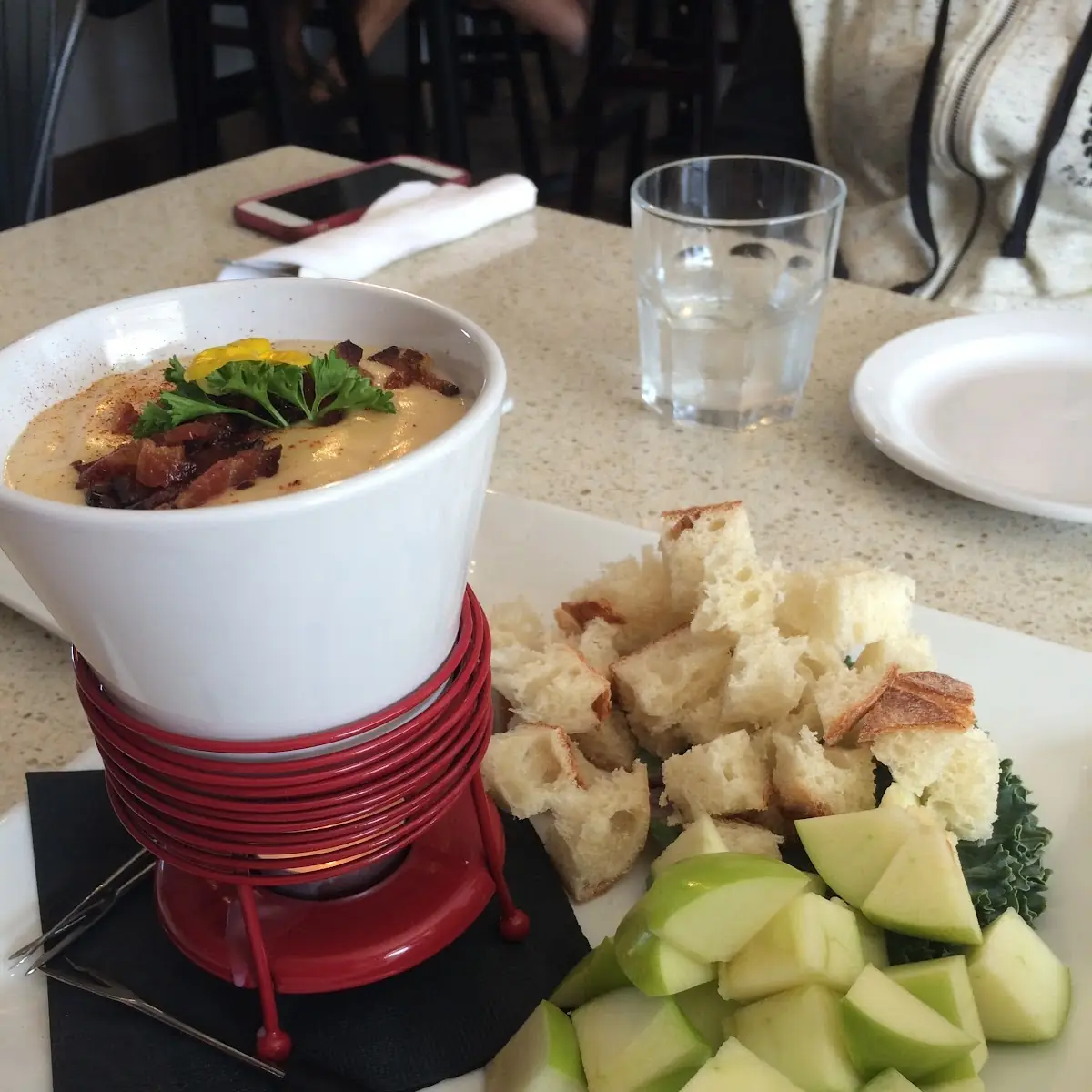 Cheese Fondue, Dolci Thai Bistro