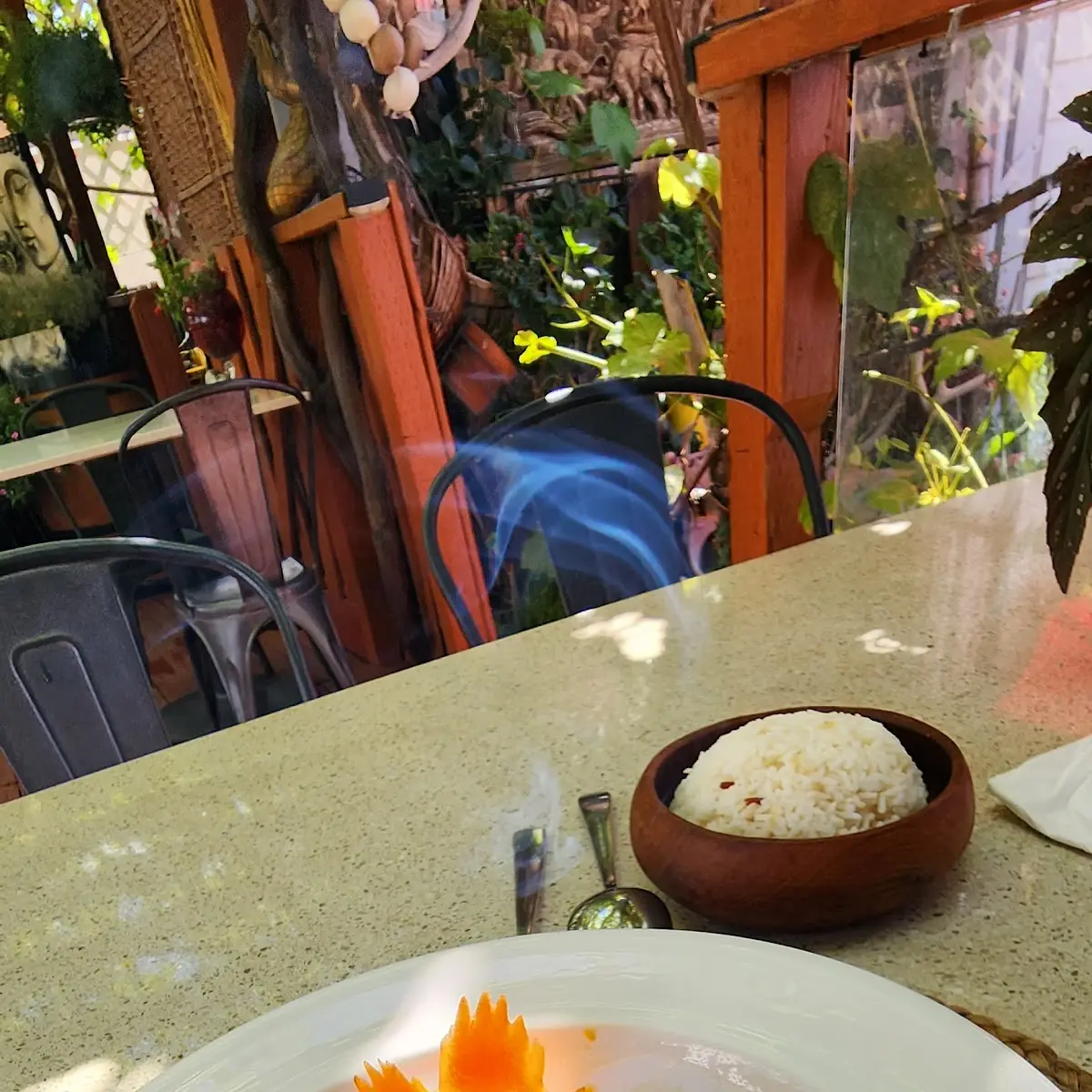Lamb Shank Curry, Dolci Thai Bistro