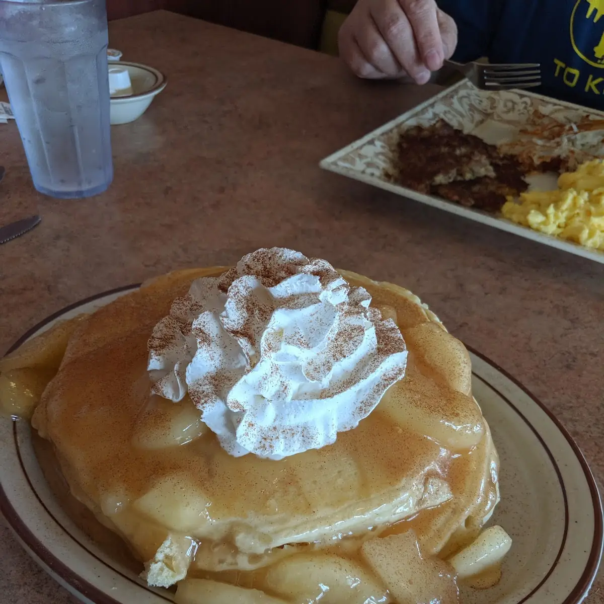 Apple Pie Pancakes