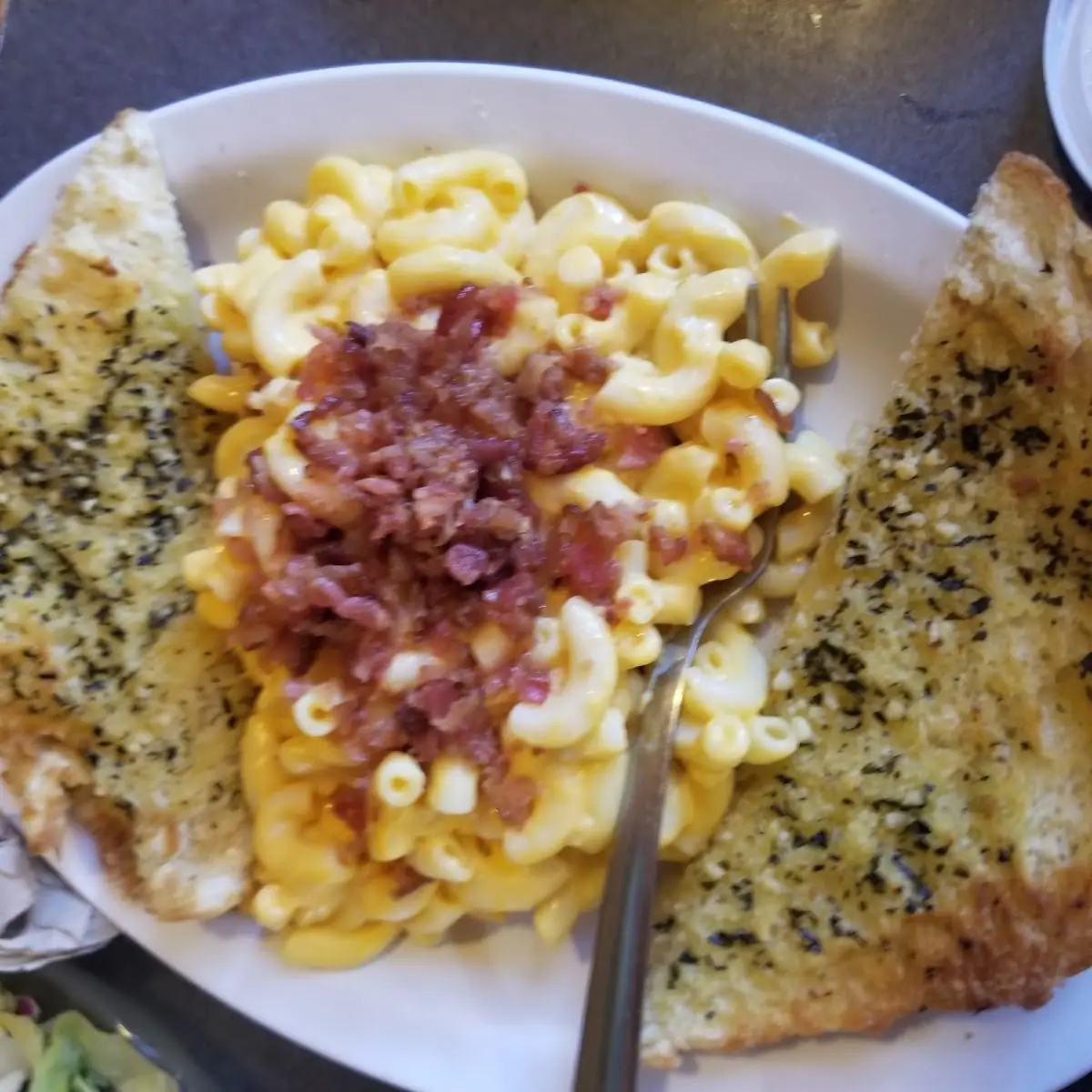 Mac and Cheese Pasta Bacon