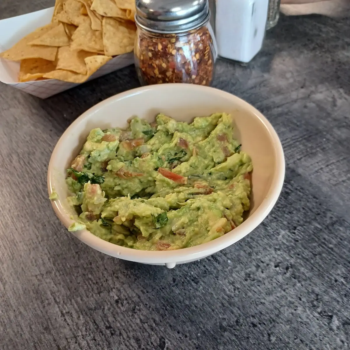 Chips & Guacamole